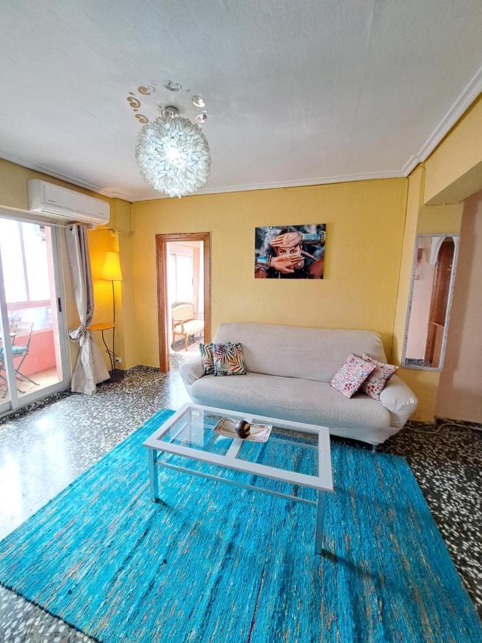 Full Equipped And Comfortable Apartment With Wifi 발렌시아 외부 사진